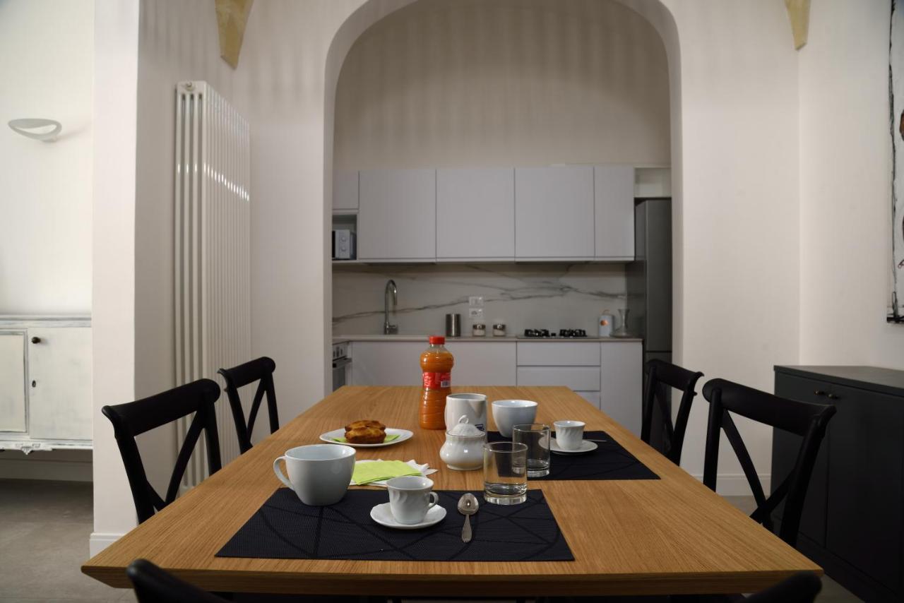 Li Frati Suite Lecce Exterior photo