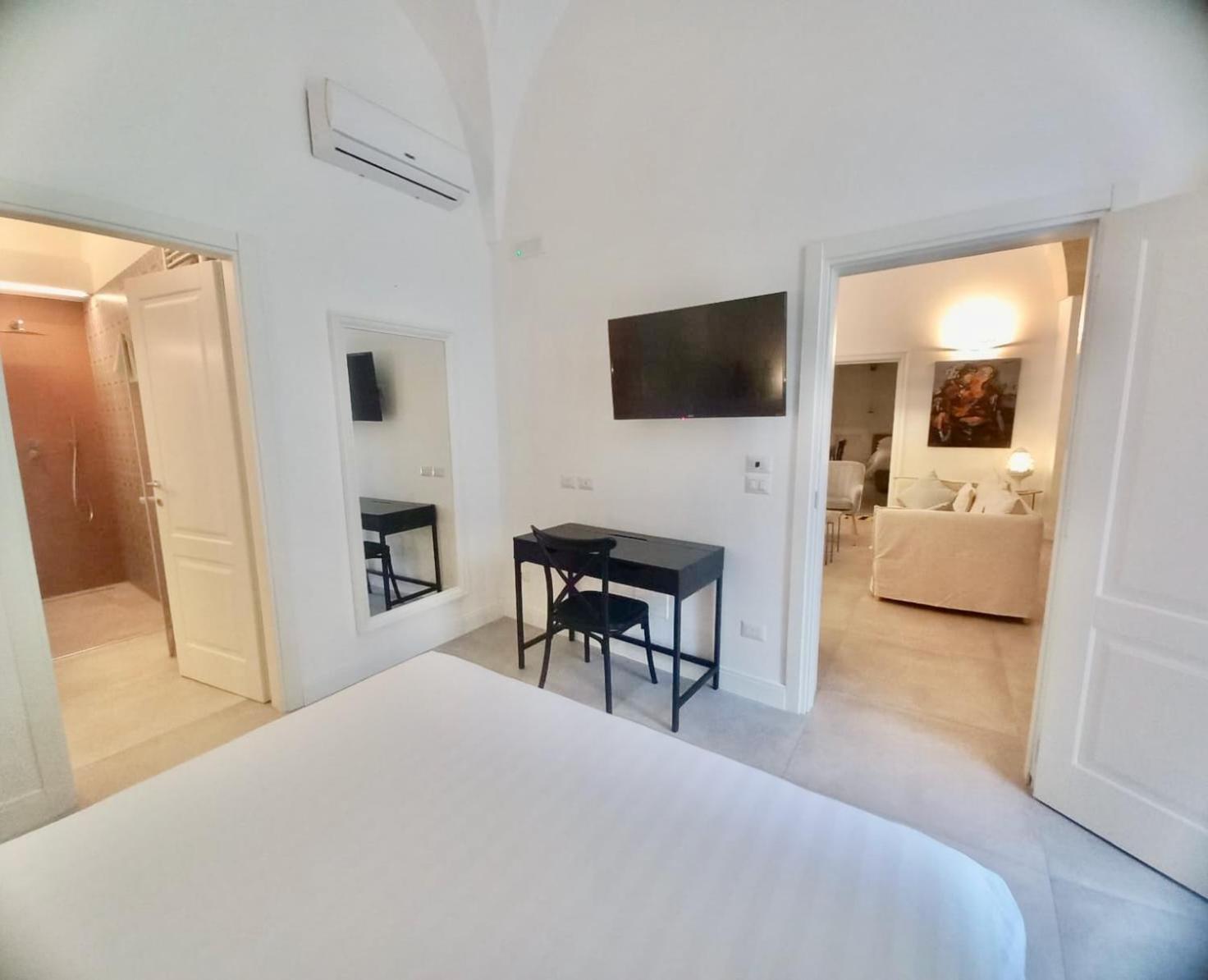 Li Frati Suite Lecce Exterior photo