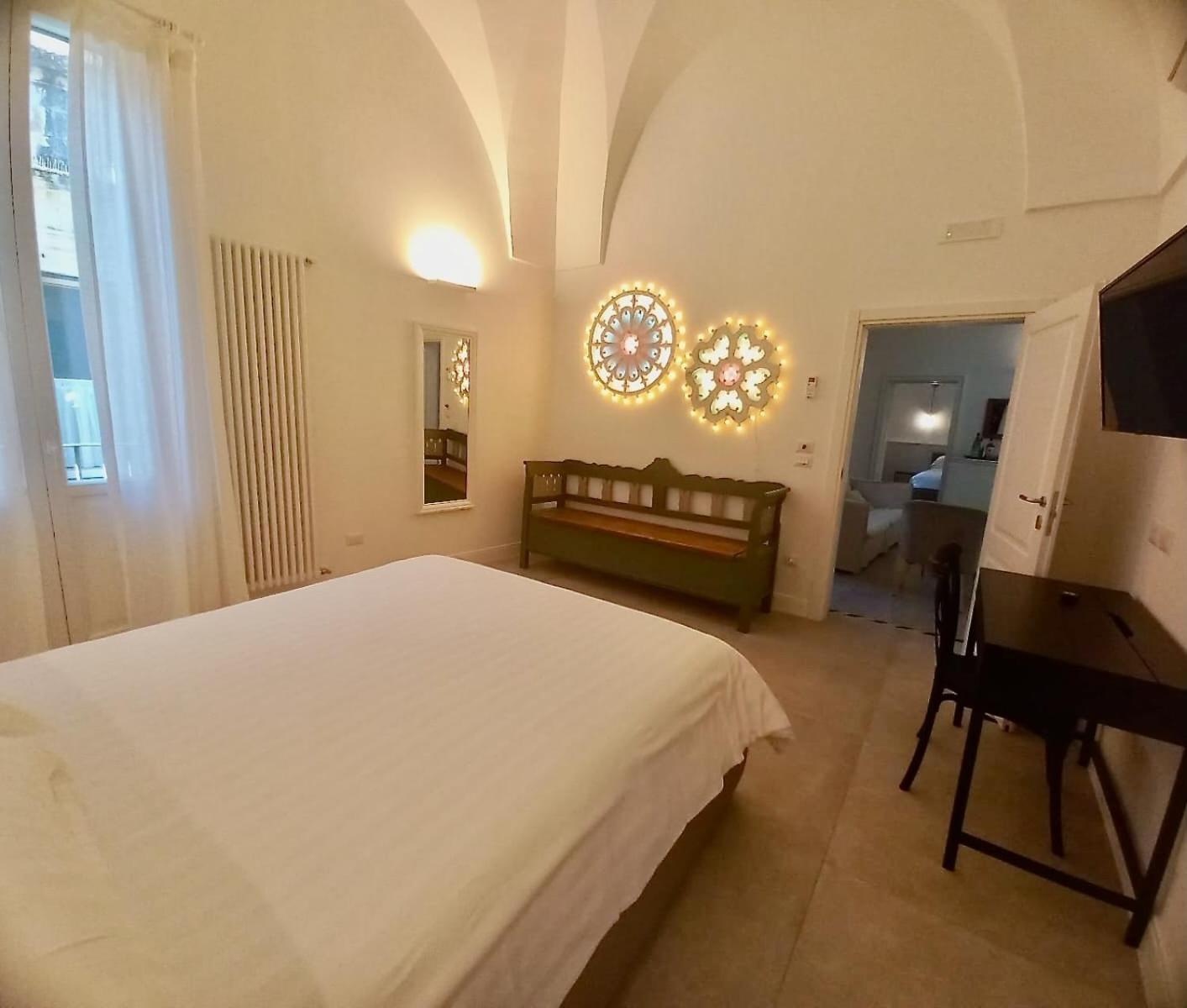 Li Frati Suite Lecce Exterior photo